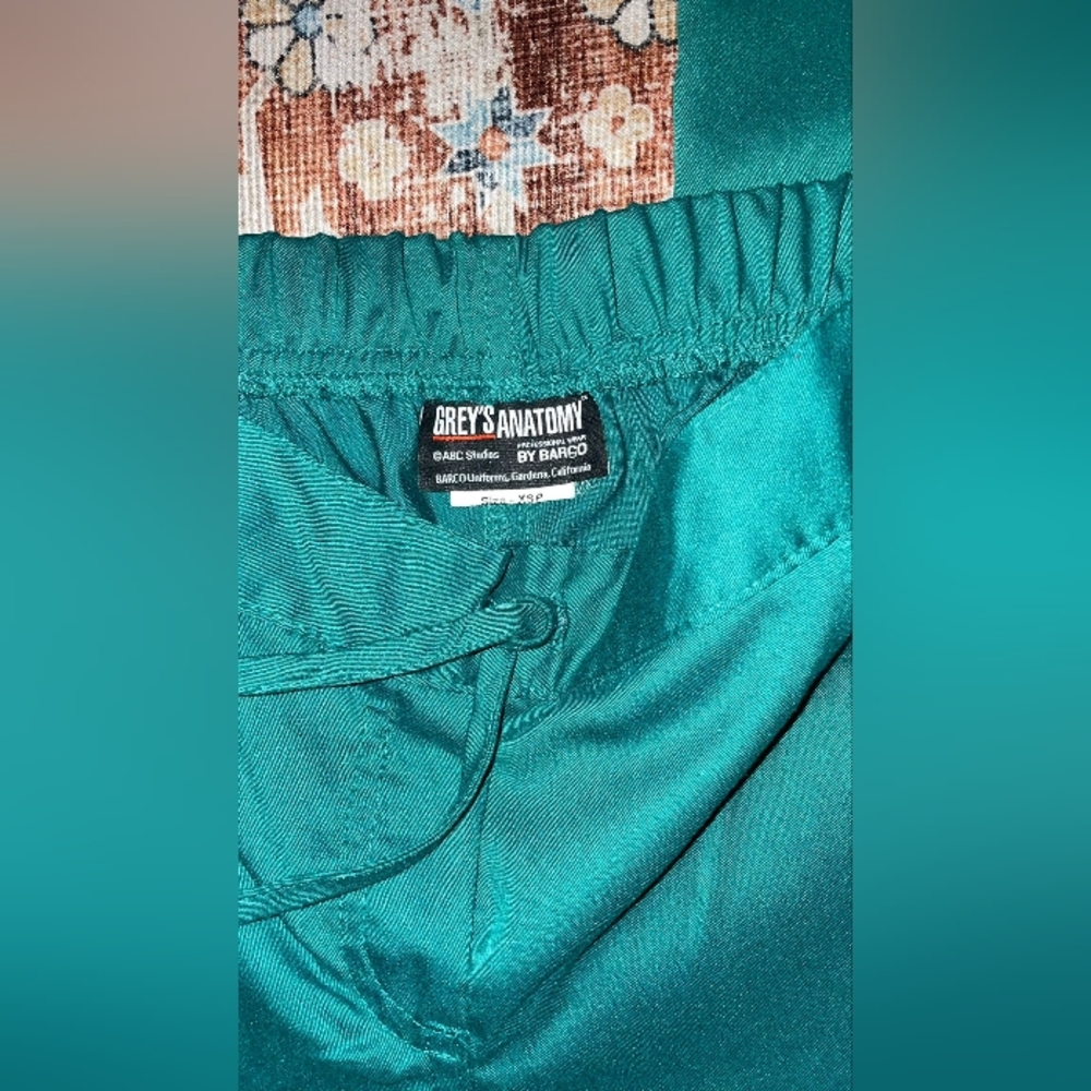 NWT Barco Grey's Anatomy 4232P Women'sClassic Fit 5 Pocket Scrub Pants.Size XSP - Picture 6 of 13